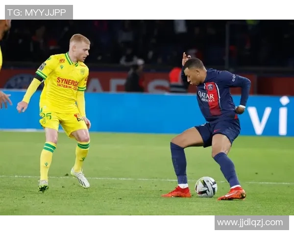 法甲：巴黎足球会vs南特，小巴黎背面的金元力气